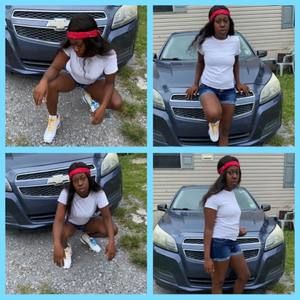 Meet your Posher, Terriana